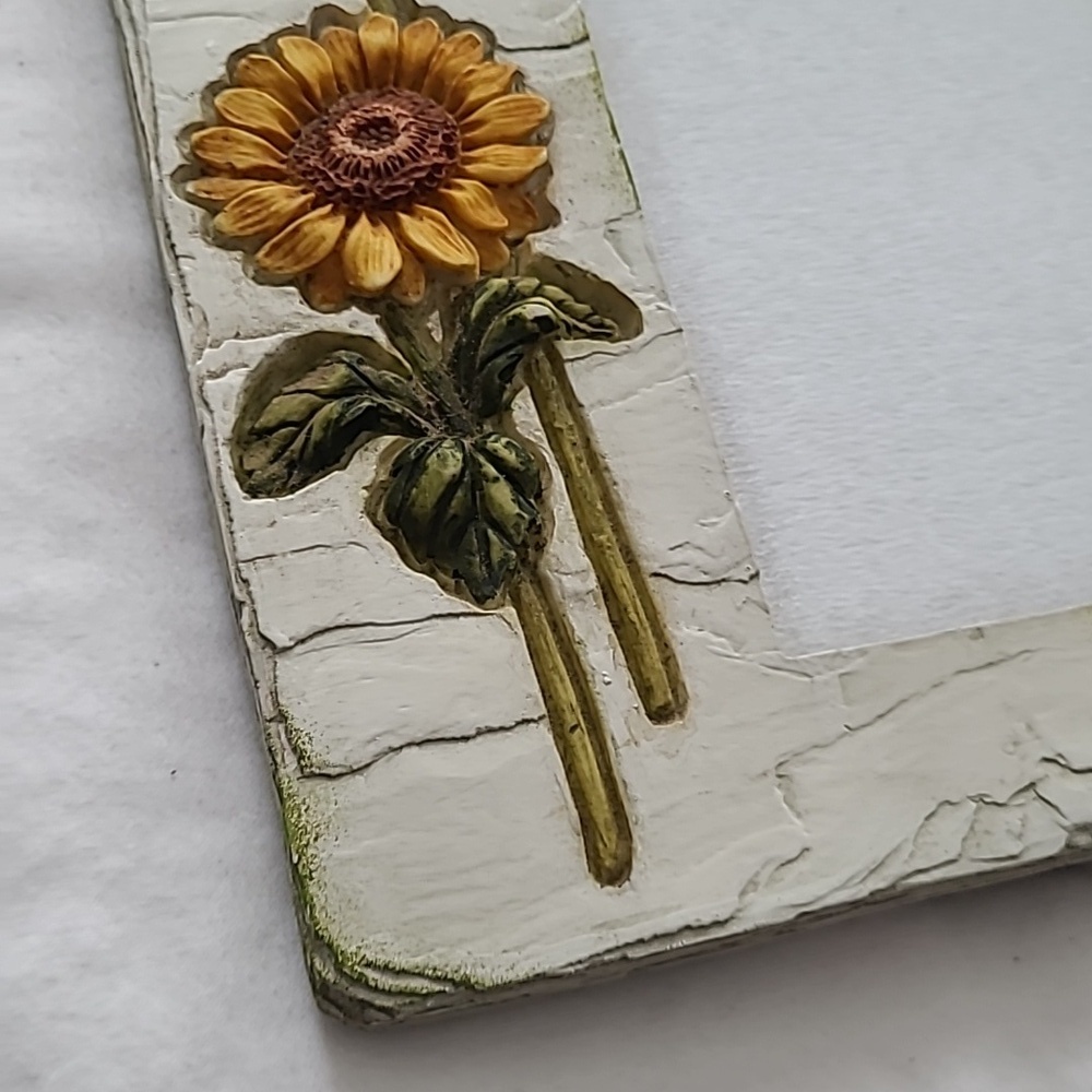 Beautiful clay Sunflower picture frameβ 4x6 - Picture 10 of 12
